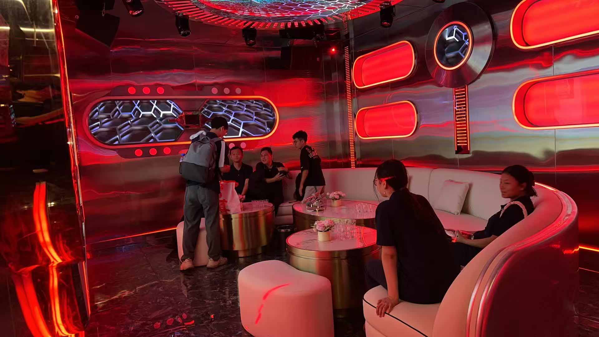 久信達科技公司員工齊聚光明區(qū)蠄蜍石，開啟活力爬山之旅暨團建活動(圖6)